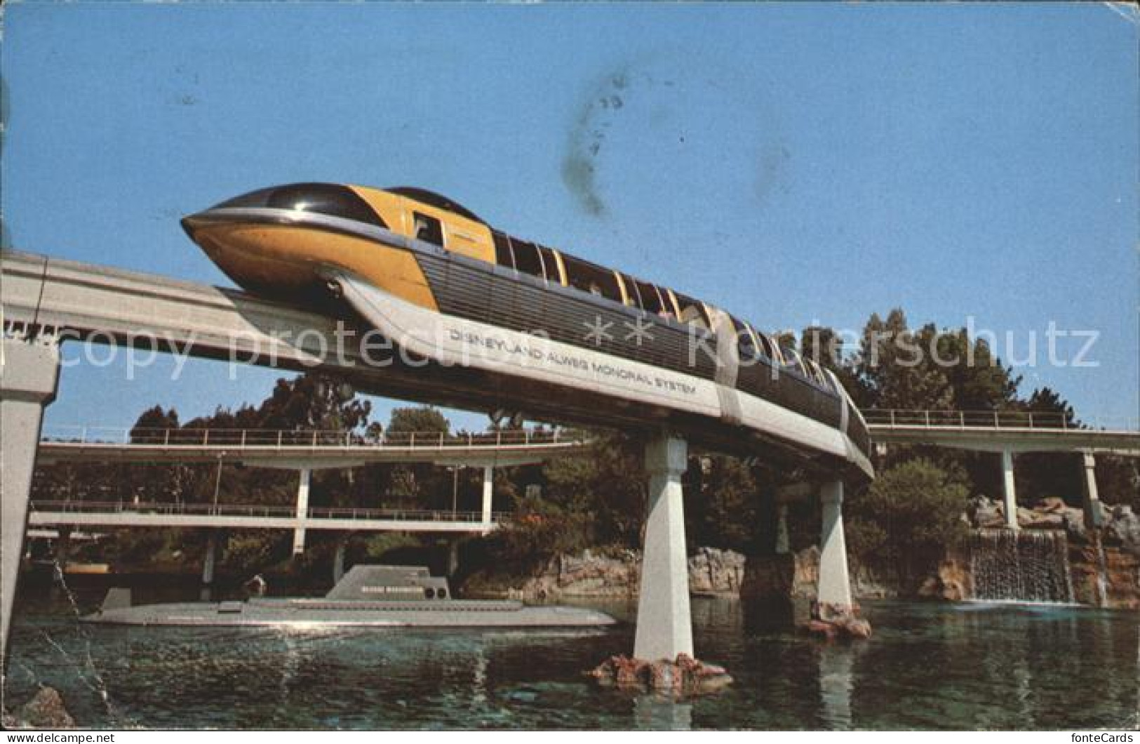 72303437 Disneyland_California Tomorrow Land Sleek Monorail Train Submarine - Autres & Non Classés