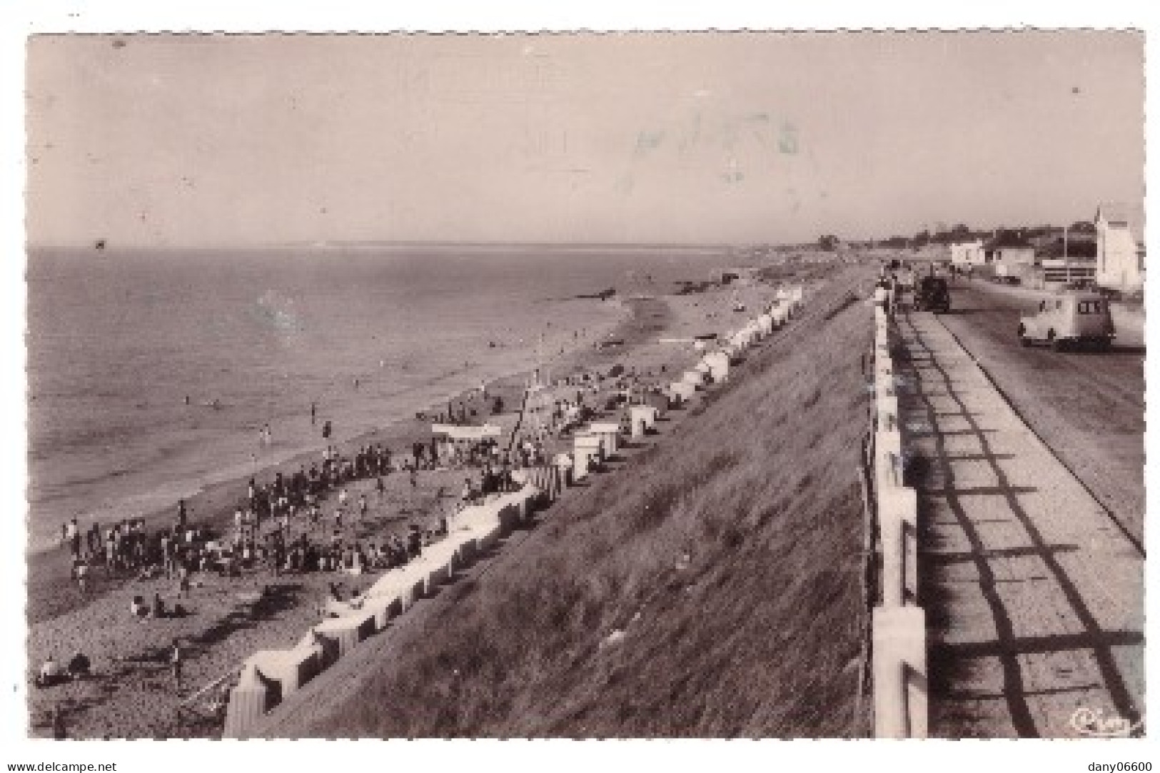 THARON PLAGE - La Plage (carte Photo Animée) - Tharon-Plage