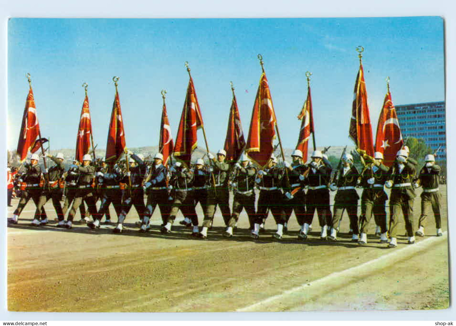 G220/ Türkei AK Sanh Ordumuz Resmi Gecitte   Ca.1975 - Turchia
