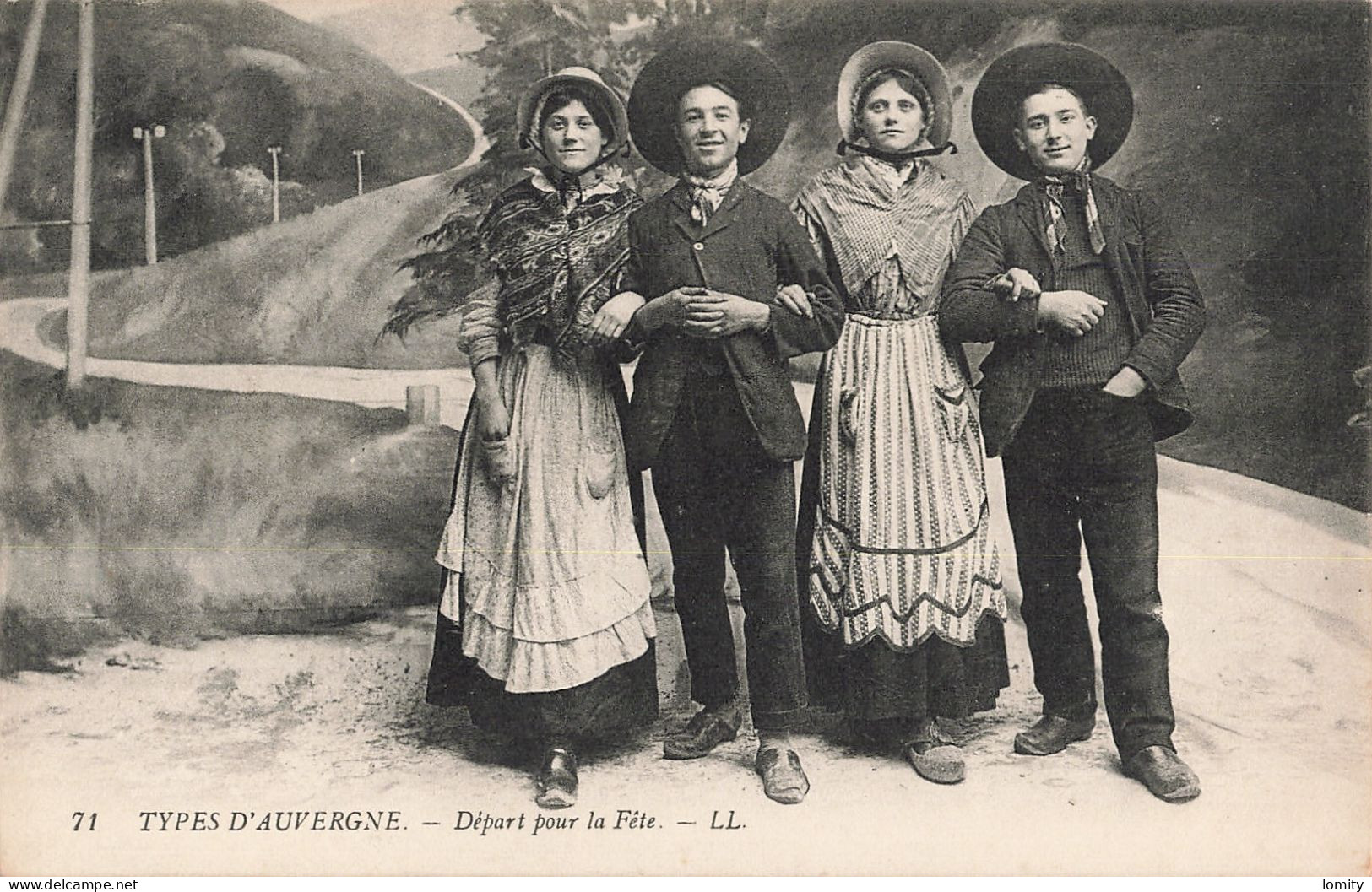 Destockage lot de 18 cartes postales CPA Auvergne type types folklore vieux berger paysanne paysannes patre