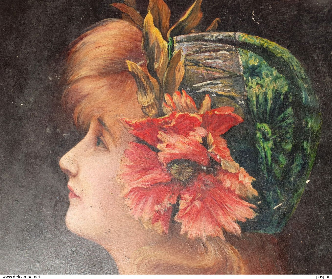 Ancienne Peinture Sur Support Rigide épais (carton Multicouche) Buste Femme De Profil Avec Fleurs Dans Les Cheveux - Otros & Sin Clasificación