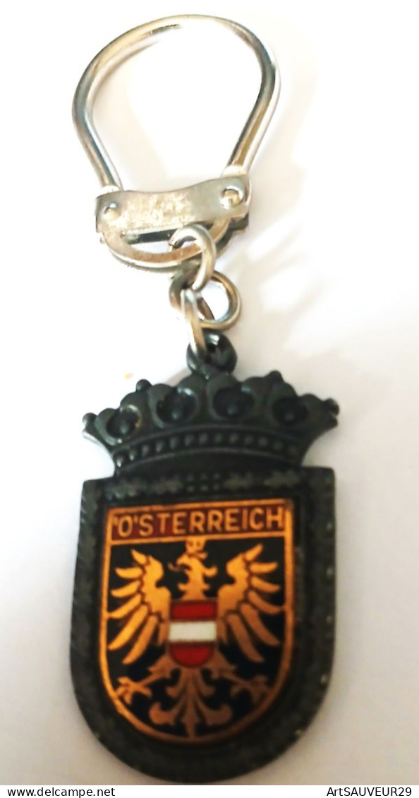 Porte-clés  'O'STERREICH   AUTRICHE  AUSTRIA - Schlüsselanhänger