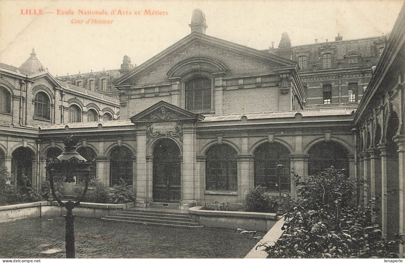 D7722 Lille école Nationale D' Arts Et Métiers - Lille