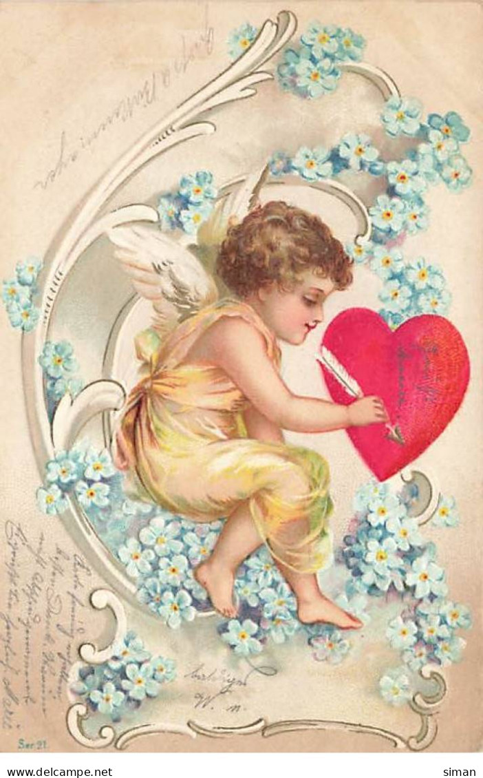 N°23789 - Carte Gaufrée - Clapsaddle - Saint-Valentin - Cupidon écrivant Avec Une Flèche Sur Un Coeur - Valentine's Day