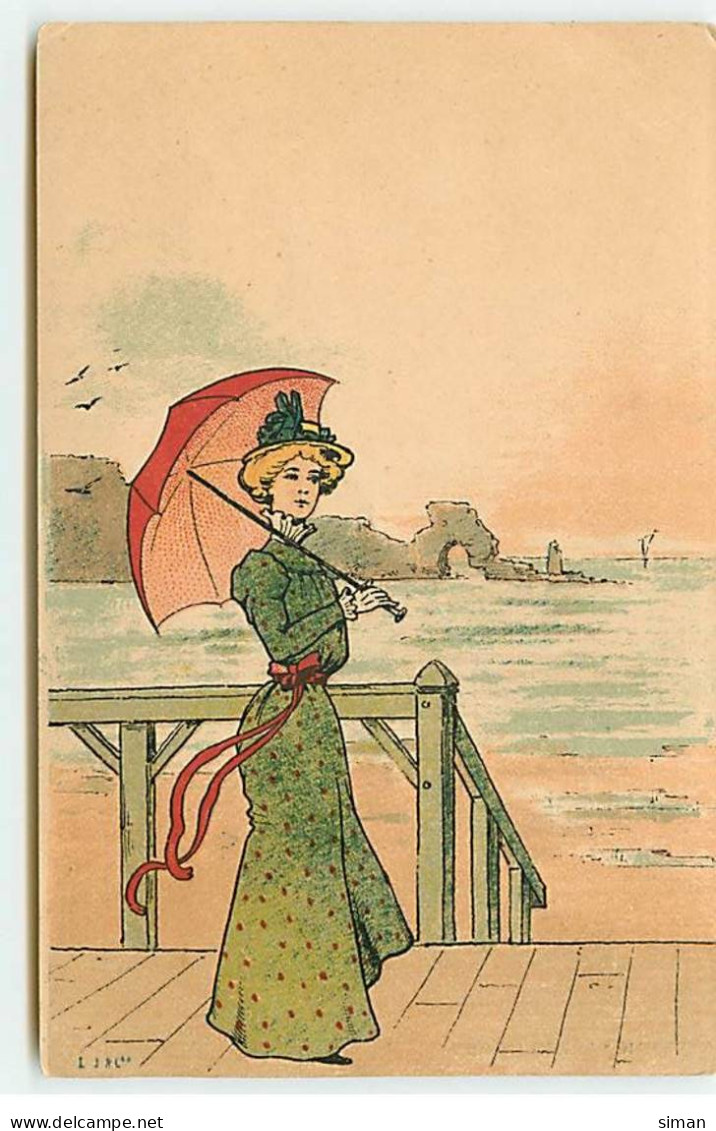 N°18313 - Jeune Femme Se Promenant Sur Les Planches D'une Plage - Editeur Laroche Joubert Alfred - 1900-1949