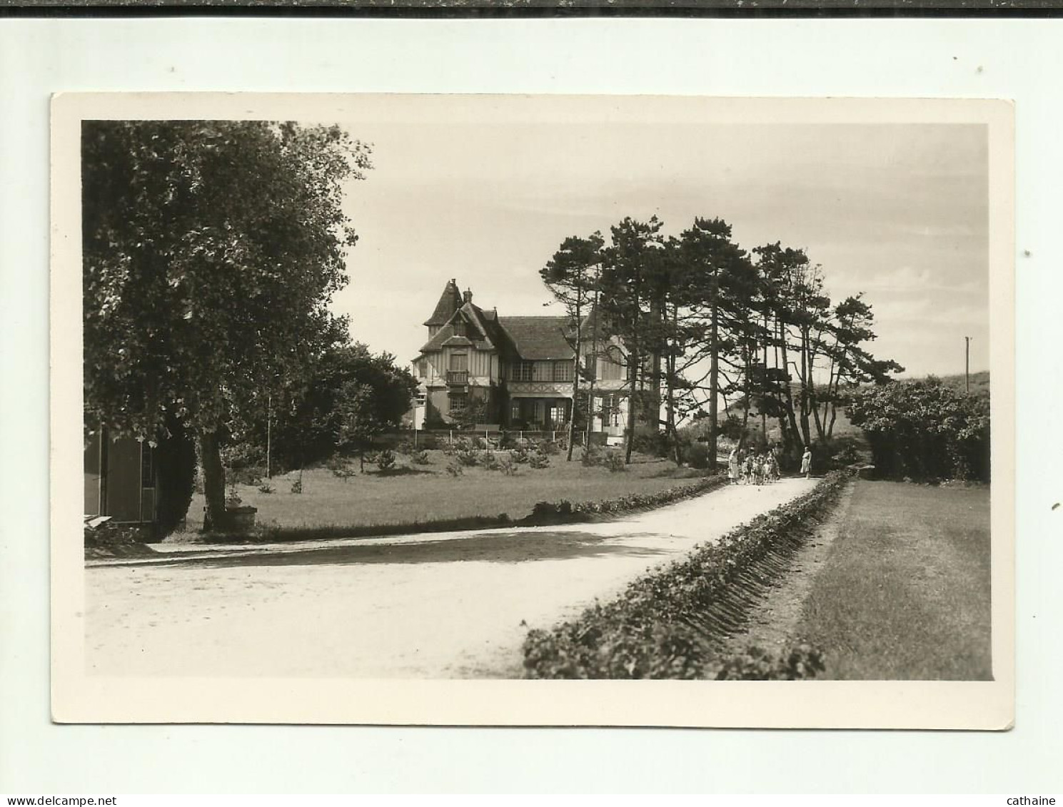 14 . CABOURG . LES DUNES FLEURIES . RETOUR DE LA PLAGE - Cabourg