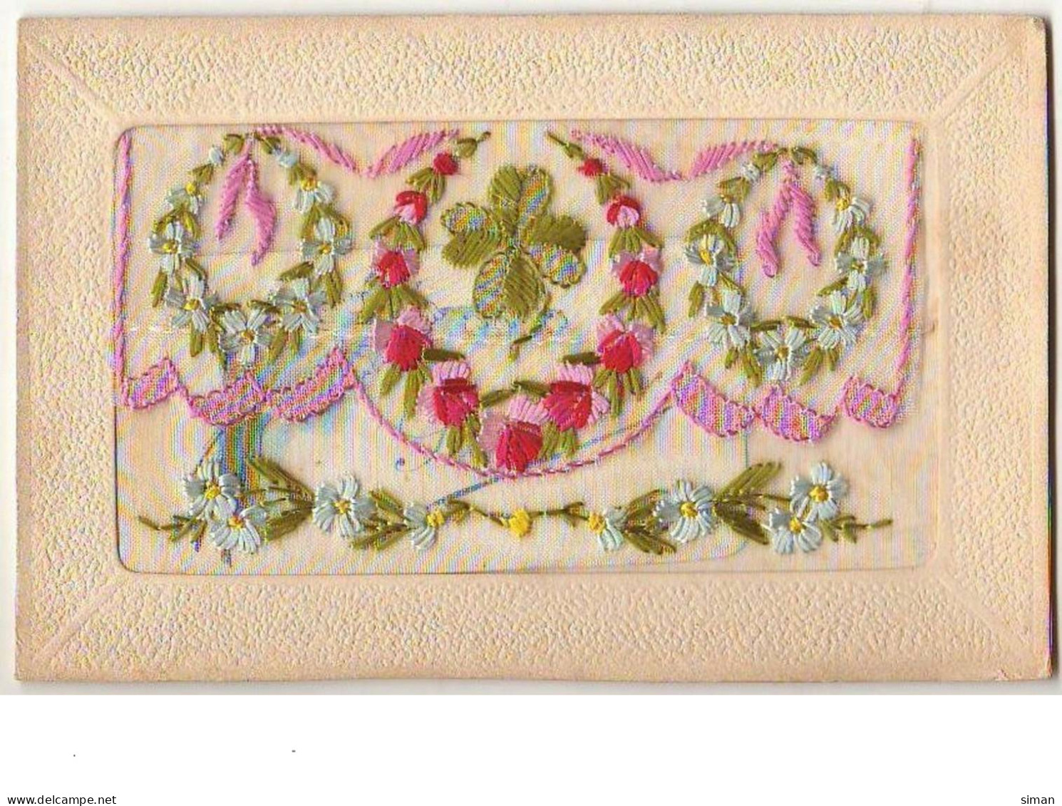 N°7458 - Carte Brodée Avec Rabat - Trèfle, Fleurs Roses Et Bleues - Bordados