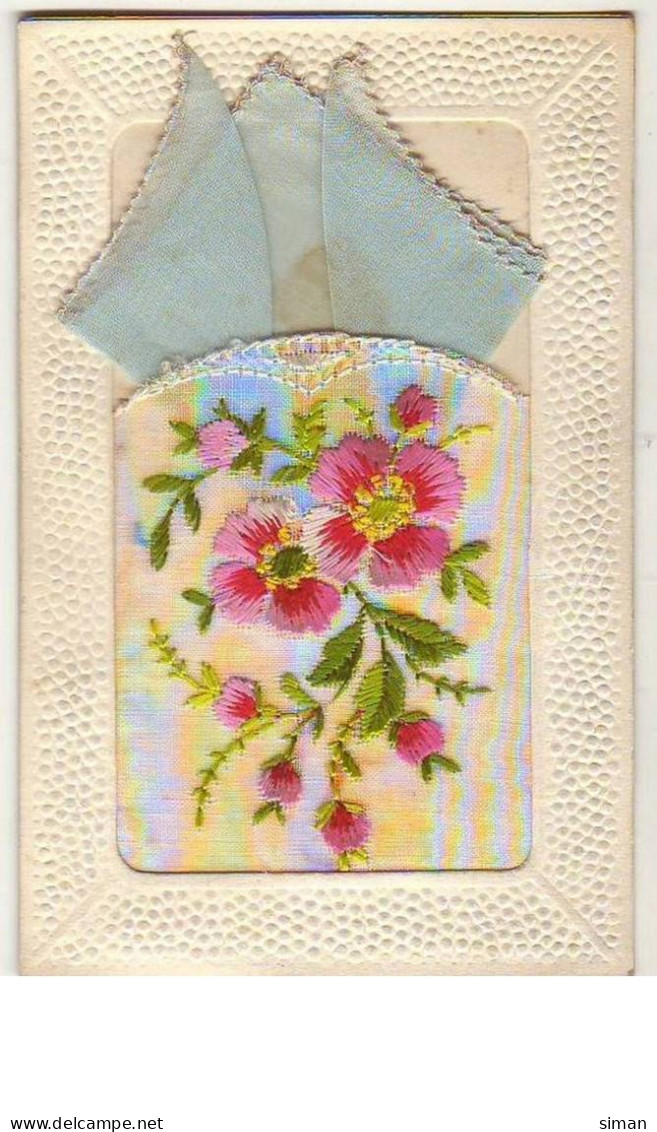 N°8462 - Carte Brodée Avec Pochette Bleue - Fleurs Roses - Brodées