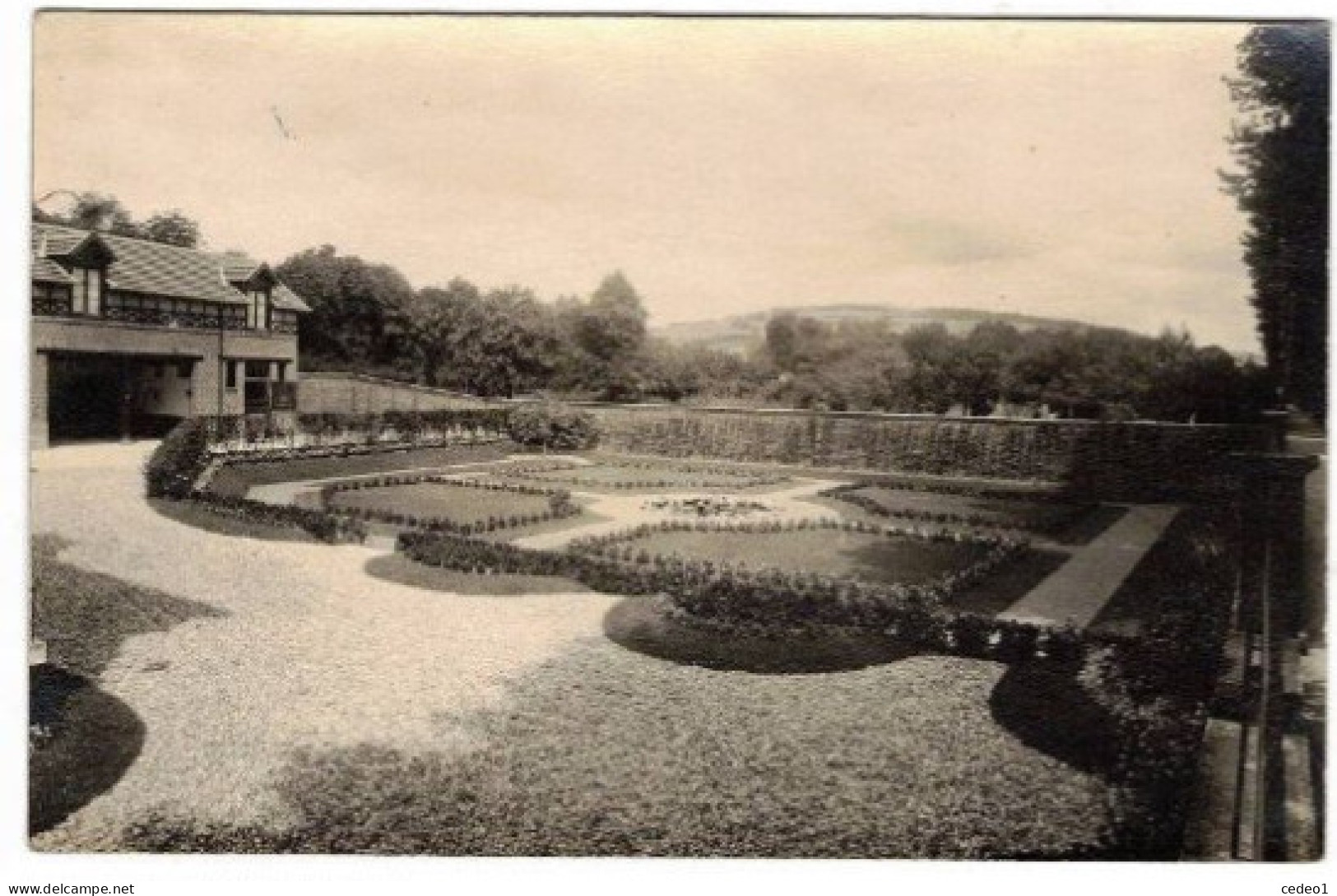 LES ANDELYS  CARTE PHOTO  PROPIETE DE M ALBERT HORE AVENUE DE LA REPUBLIQUE - Les Andelys