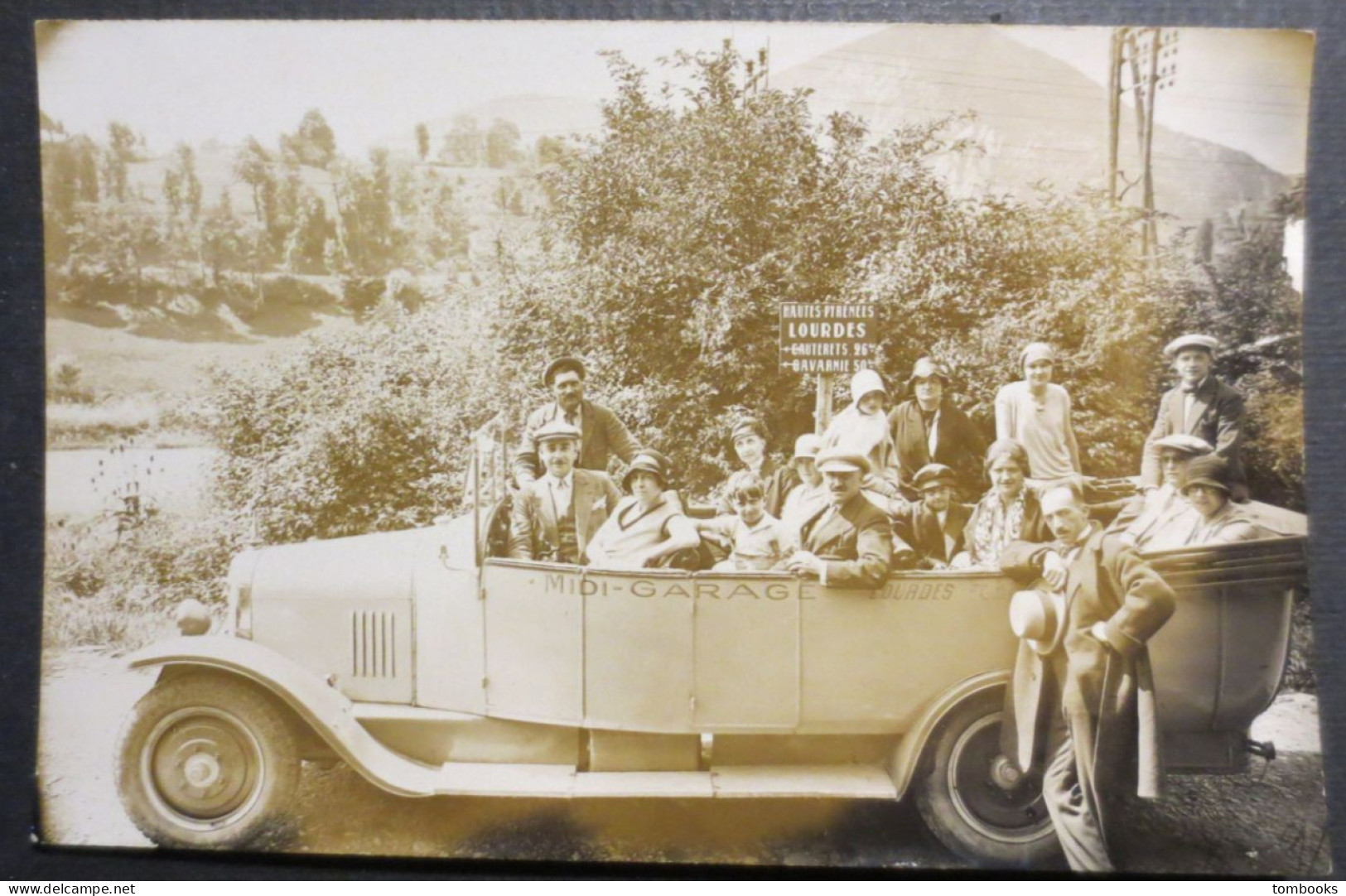 Bus Autocar à Capote   - Carte Photo - Midi - Garage - Transport Voyage Touristique - TBE - - Autobús & Autocar