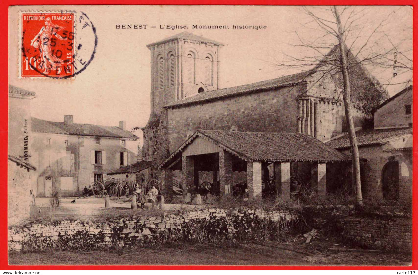 16 - B33976CPA - BENEST - église Monument Historique - La Halle - Très Bon état - CHARENTE - Andere & Zonder Classificatie