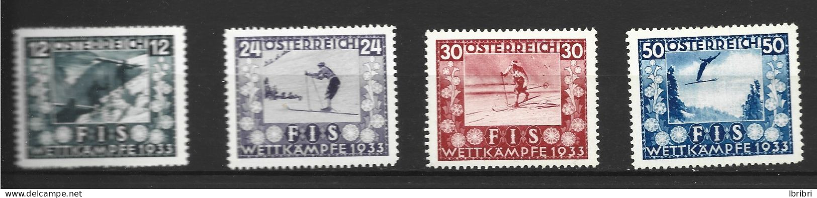 AUTRICHE N° 426/429 CONGRES DE LA FEDERATION INTERNATIONALE DE SKI A INNSBRUCK NEUF AVEC CHARNIERE PROPRES - Neufs