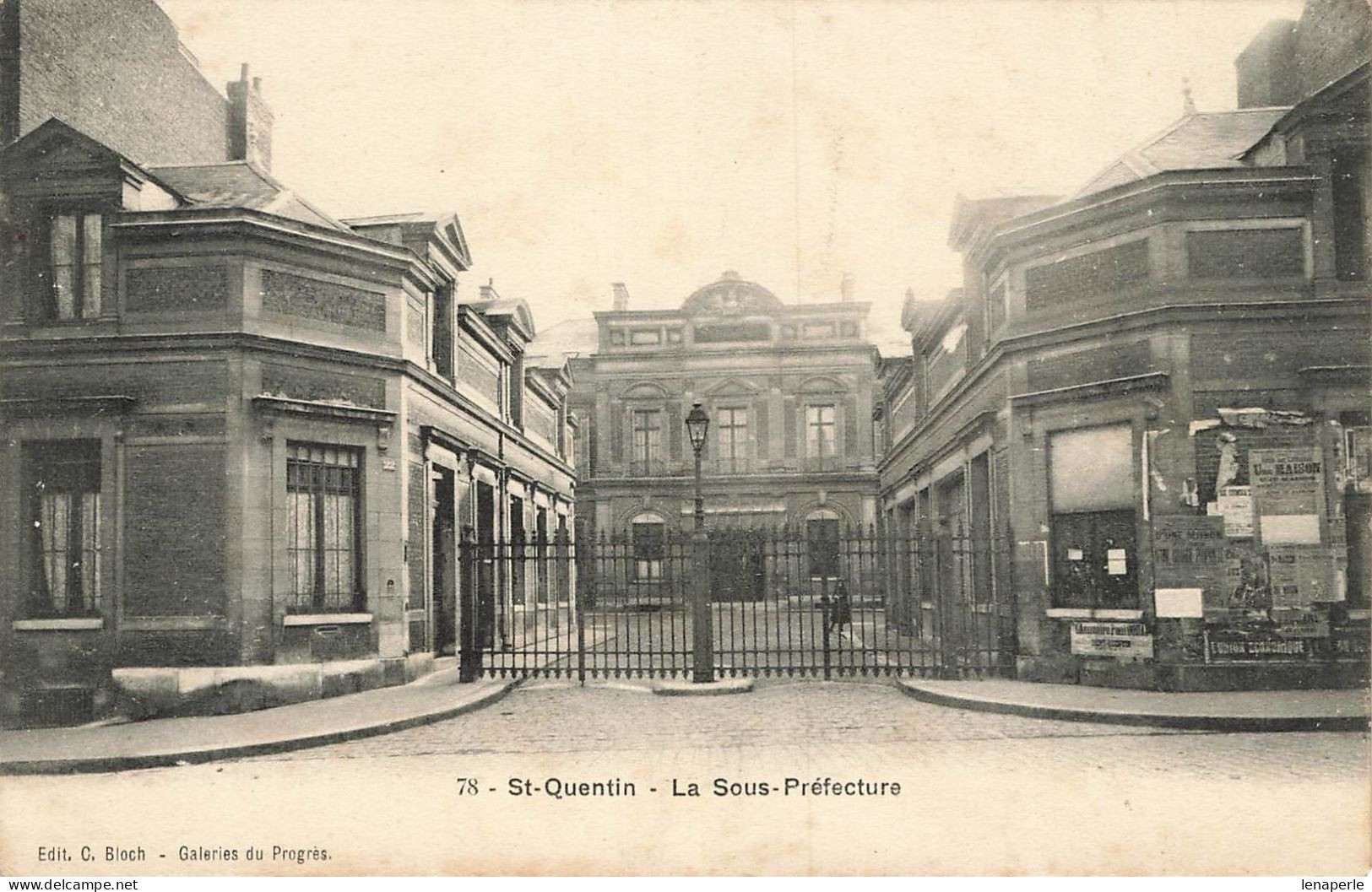 D7747 Saint Quentin La Sous Préfecture - Saint Quentin