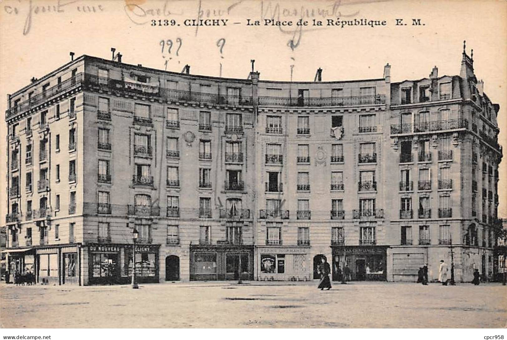 92 - CLICHY - SAN52182 - La Place De La République - Clichy