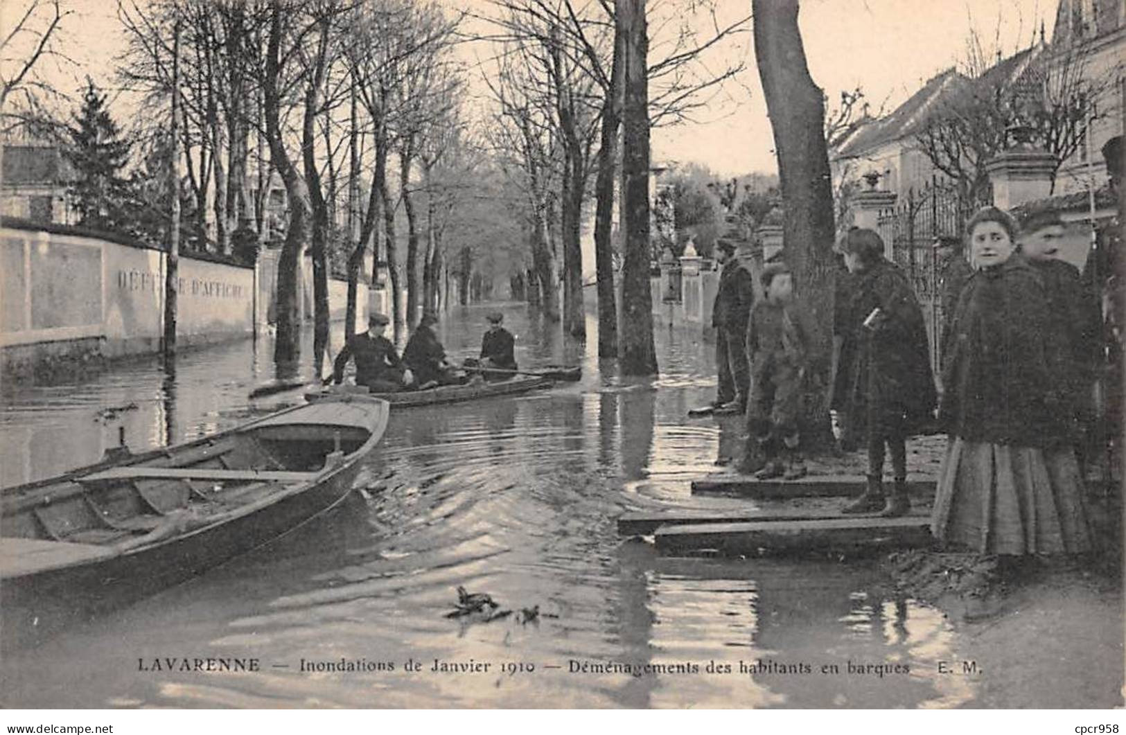 94 - LA VARENNE - SAN52234 - Inondations De Janvier 1910 - Déménagements Des Habitants En Barques - Otros & Sin Clasificación