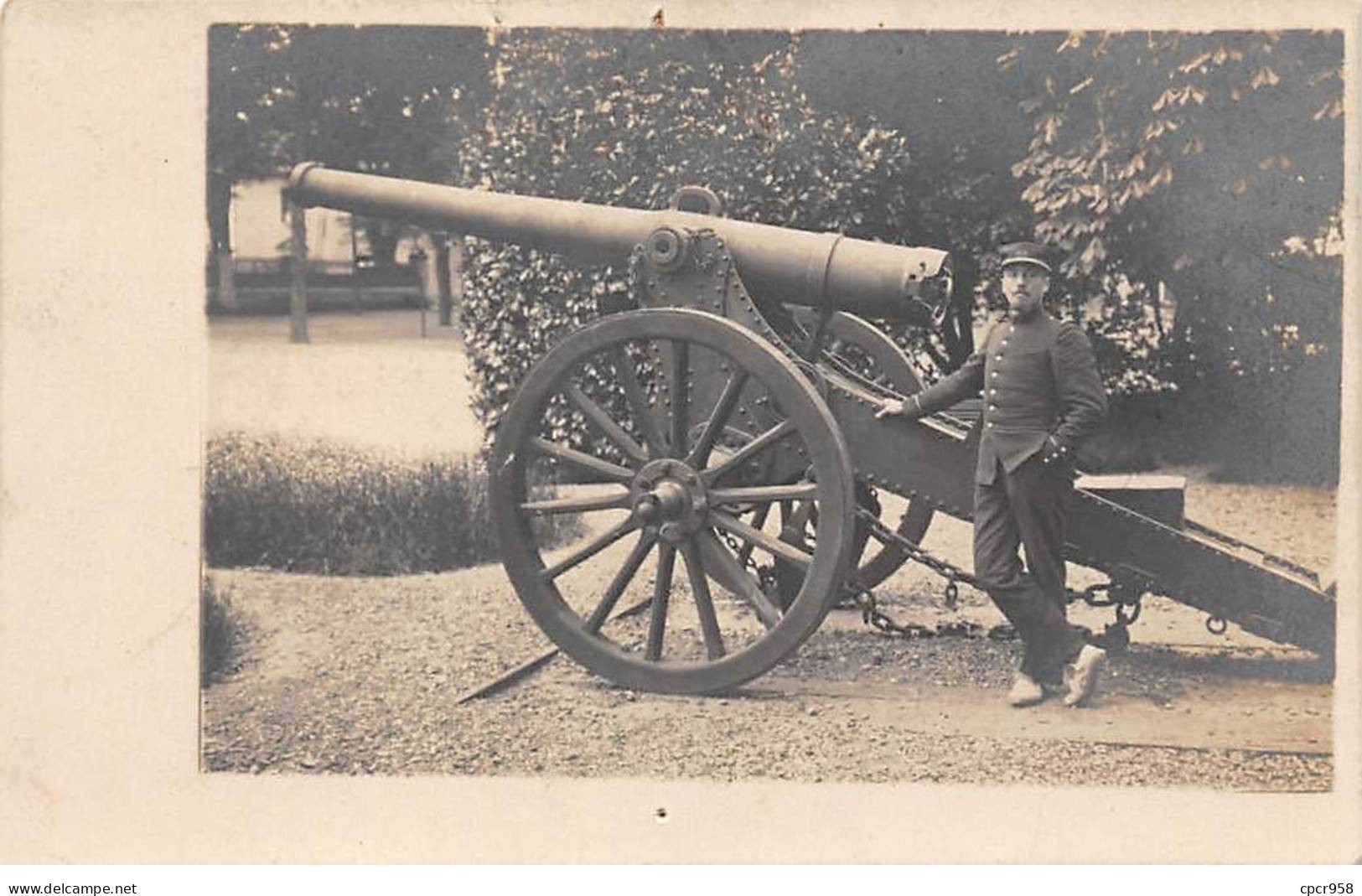 Militaire - N°83482 - Militaire Près D'un Canon - Carte Photo - Materiaal