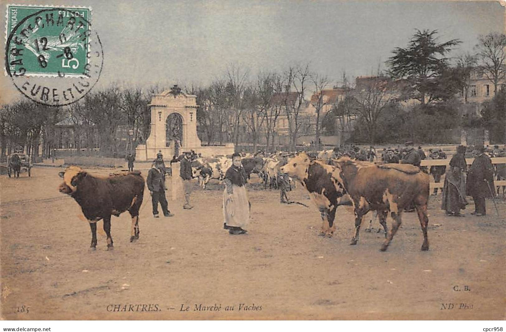 28 - CHARTRES - SAN46071 - Le Marché Aux Vaches - Chartres