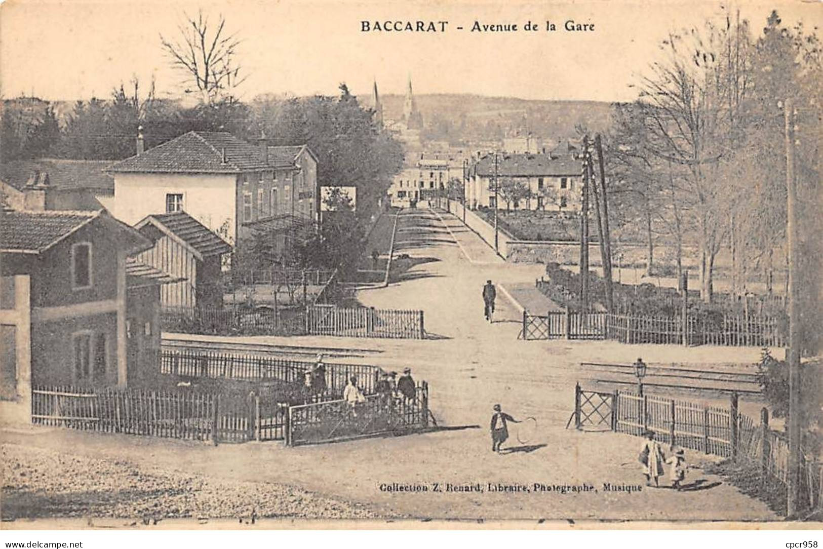54 - BACCARAT - SAN46363 - Avenue De La Gare - Baccarat