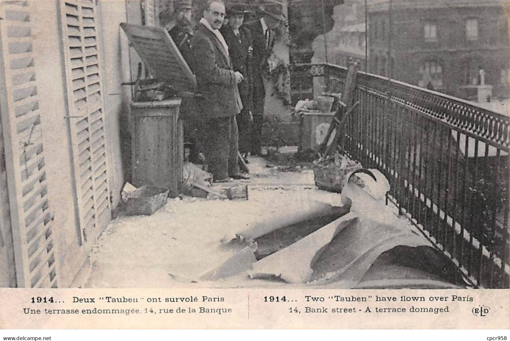 75002 - PARIS - SAN45181 - Deux "Tauben" Ont Survolé Paris - Une Terrasse Endommagée - Rue De La Banque - Paris (02)