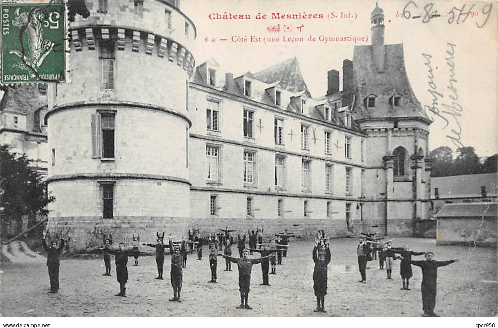 76 - MESNIERES - SAN45276 - Le Château - Côté Est (Une Leçon De Gymnastique) - Mesnières-en-Bray