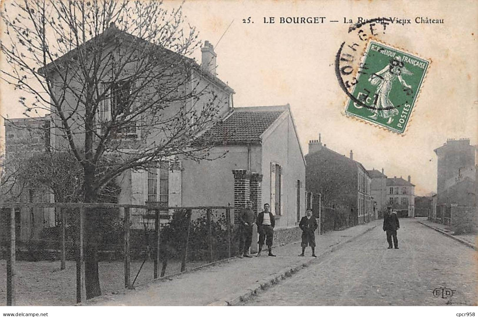 93 - LE BOURGET - SAN57582 - La Rue Du Vieux Château - Le Bourget