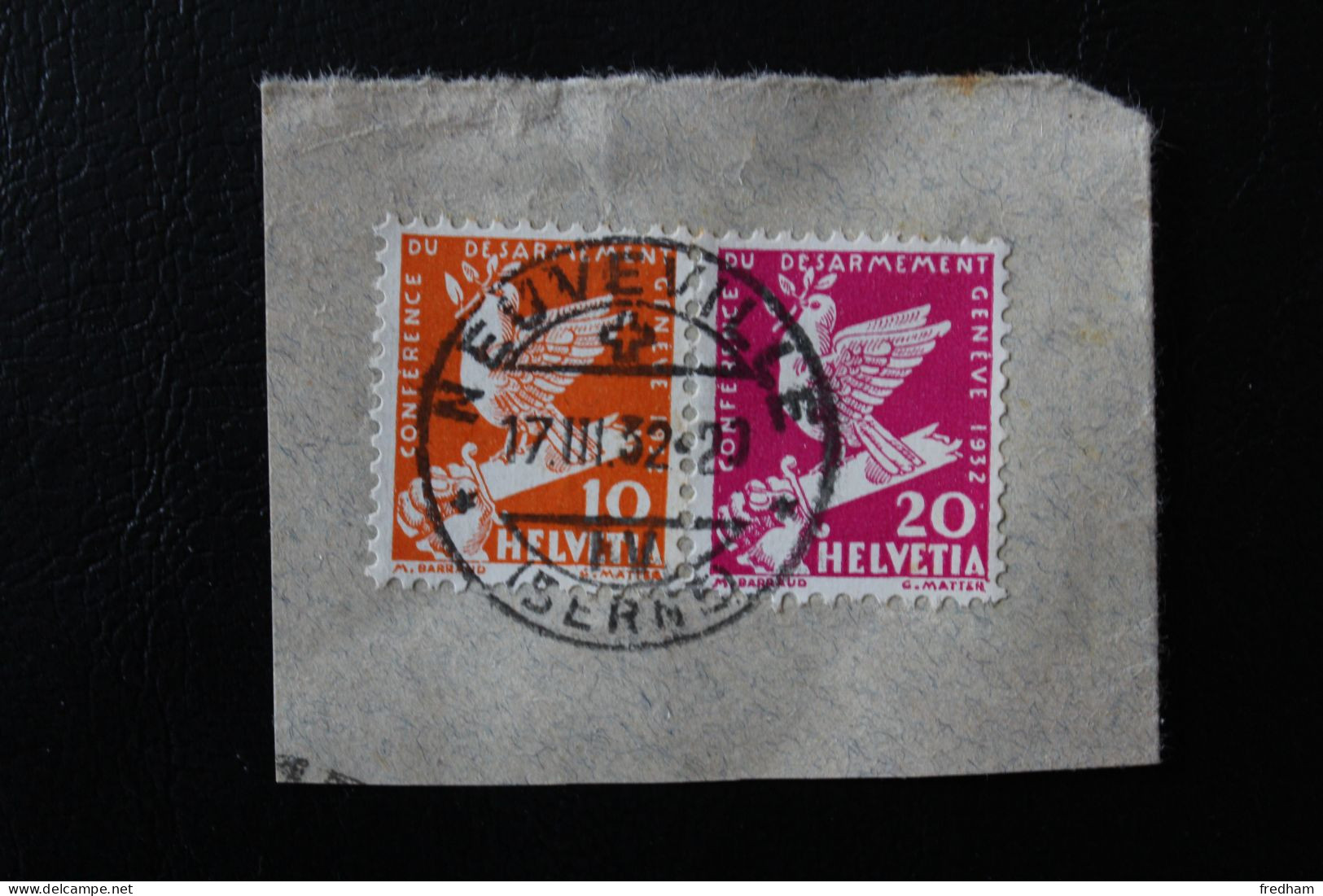 1932 SUISSE TP Y&T NO CH 255 ET 256 BELLE OBLITERATION NEUVEVILLE DU 17 III 32 SUR FRAGMENT.. - Oblitérés