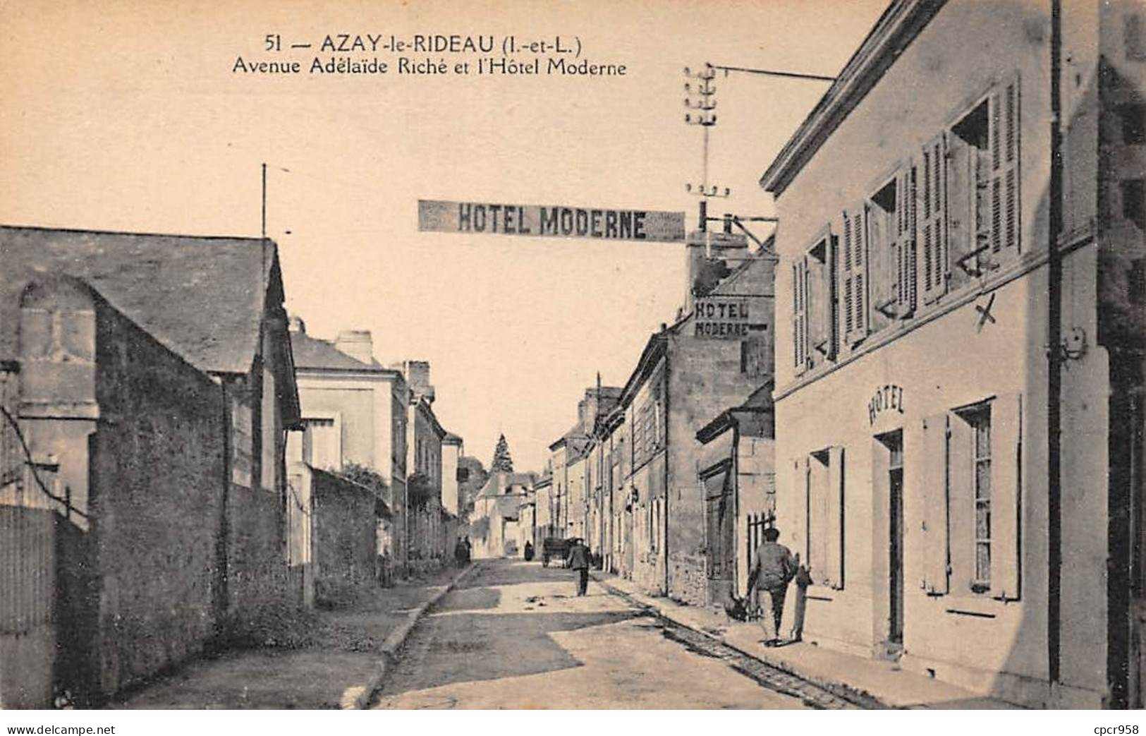 37 - AZAY LE RIDEAU - SAN51624 - Avenue Adélaïde Riché Et L'Hôtel Moderne - Azay-le-Rideau