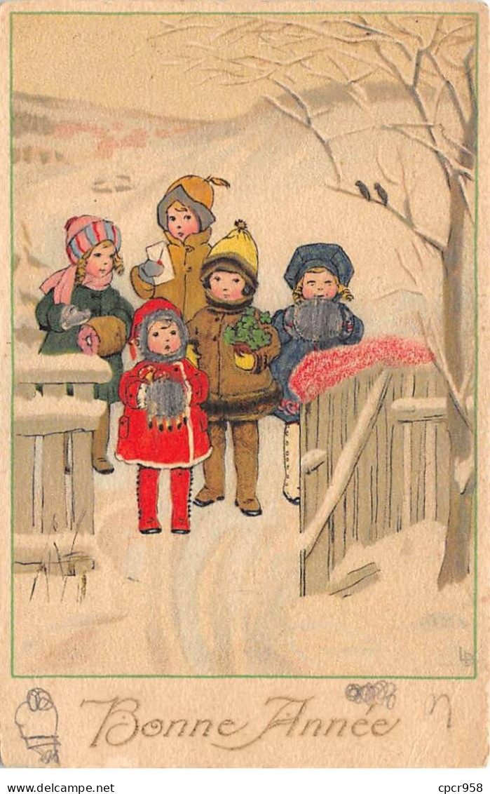 Nouvel An - N°84027 - Bonne Année - Enfants Devant Une Porte D'un Jardin Enneigée - Carte Vendue En L'état - Nouvel An