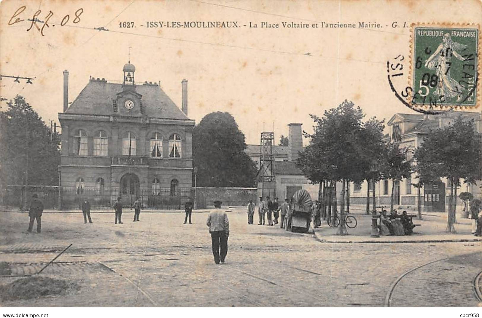 92 - ISSY LES MOULINEAUX - SAN53522 - La Place Voltaire Et L'ancienne Mairie - Issy Les Moulineaux