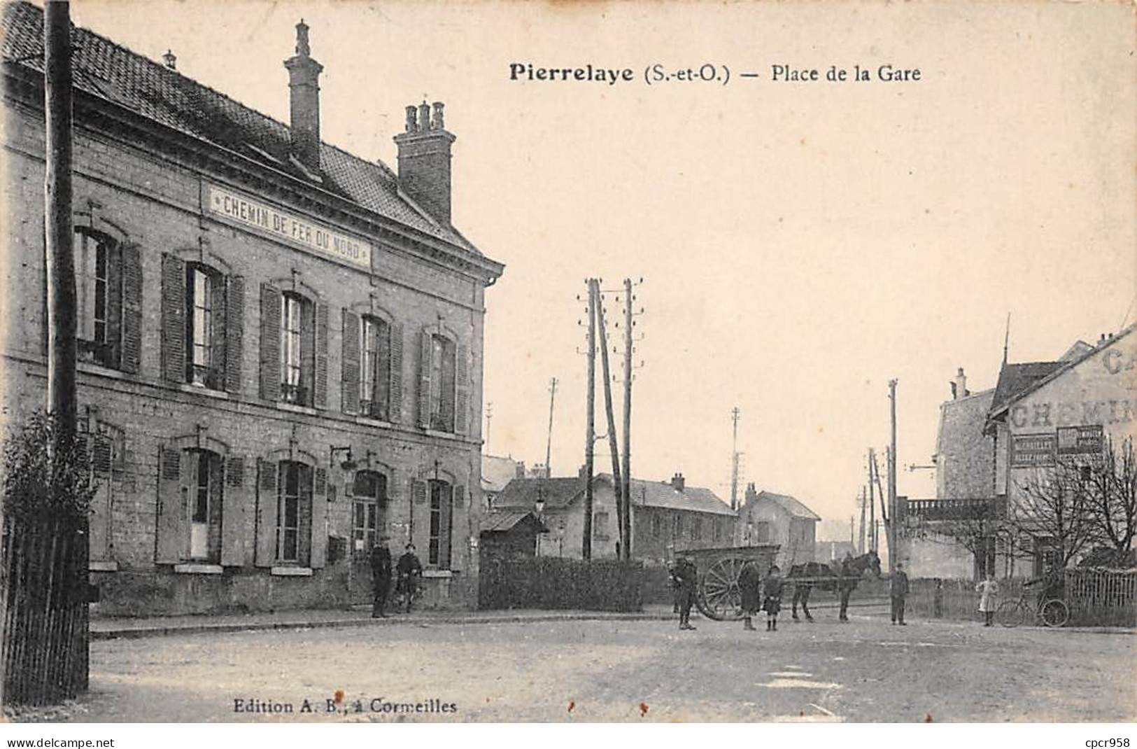 95 - PIERRELAYE - SAN49576 - Place De La Gare - Pierrelaye