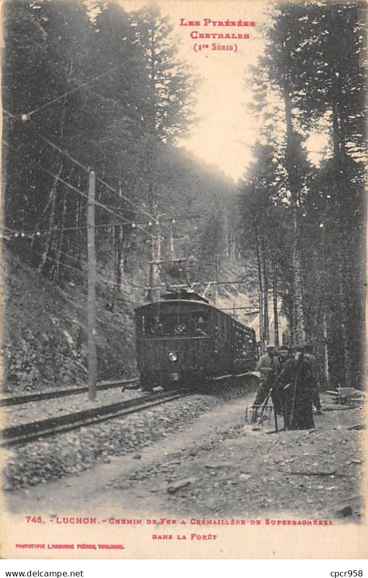 31 - LUCHON - SAN49593 - Chemin De Fer à Crémaillère De Superbagnères - Dans La Forêt - Train - Luchon