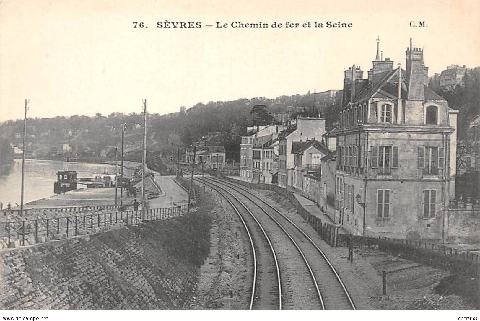 92 - SEVRES - SAN49632 - Le Chemin De Fer Et La Seine - Sevres