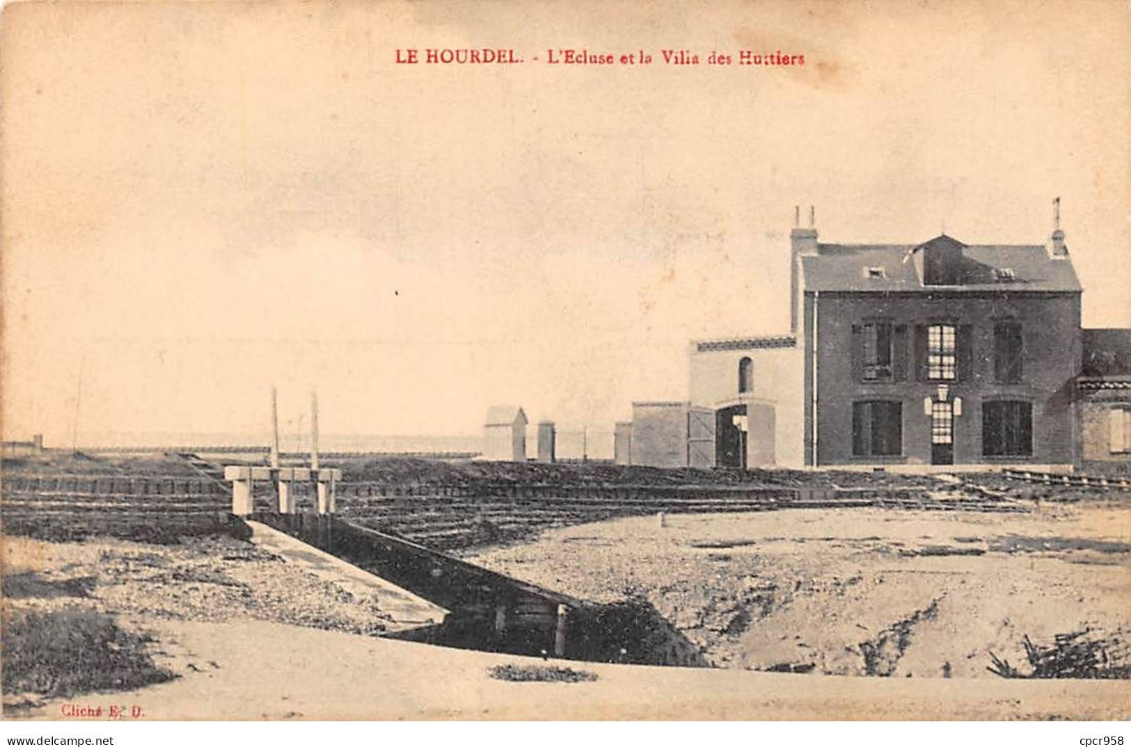 80 - LE HOURDEL - SAN47859 - L'Ecluse Et La Villa Des Huitiers - Le Hourdel