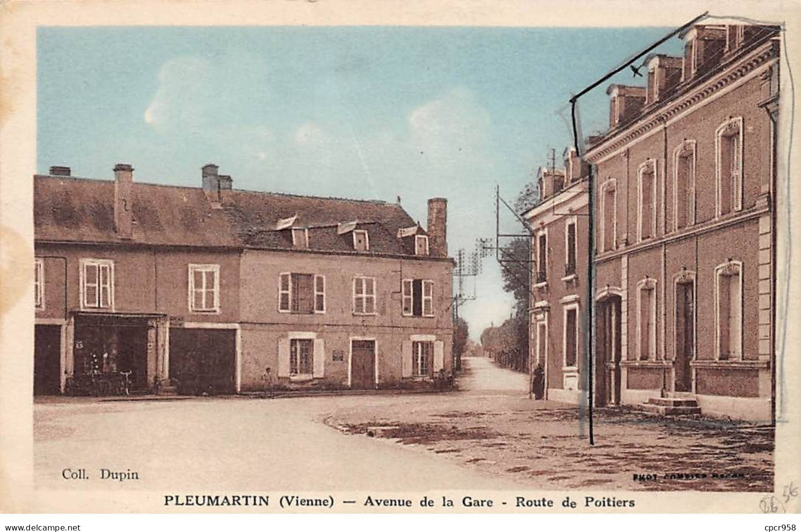 86 - PLEUMARTIN - SAN47910 - Avenue De La Gare - Route De Poitiers - En L'état - Pleumartin