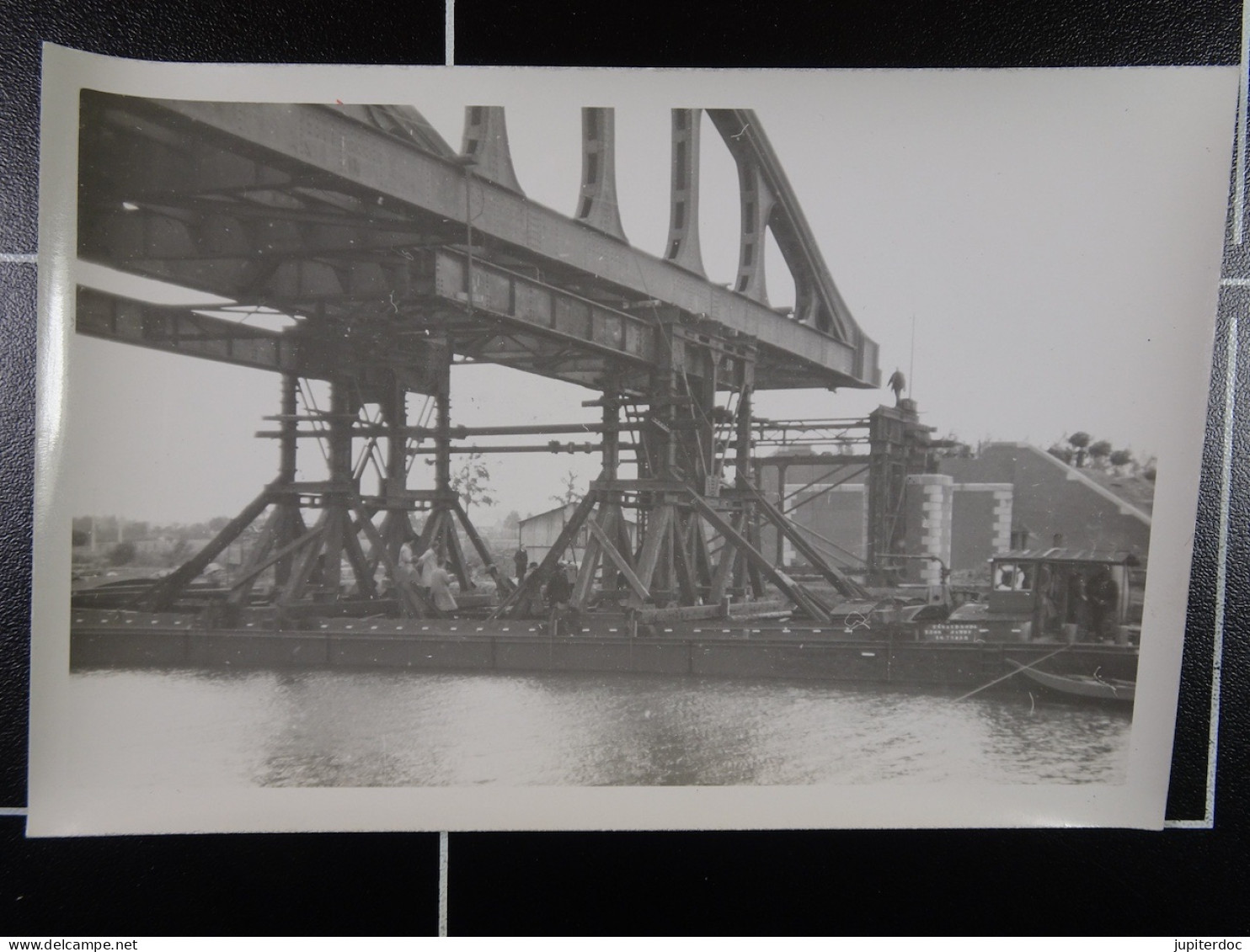 Min.Trav.Pub. Albert Kanaal Lanceeren Van De Nieuwe Brug Te Stokrooi 8-10-42  /13/ - Plaatsen