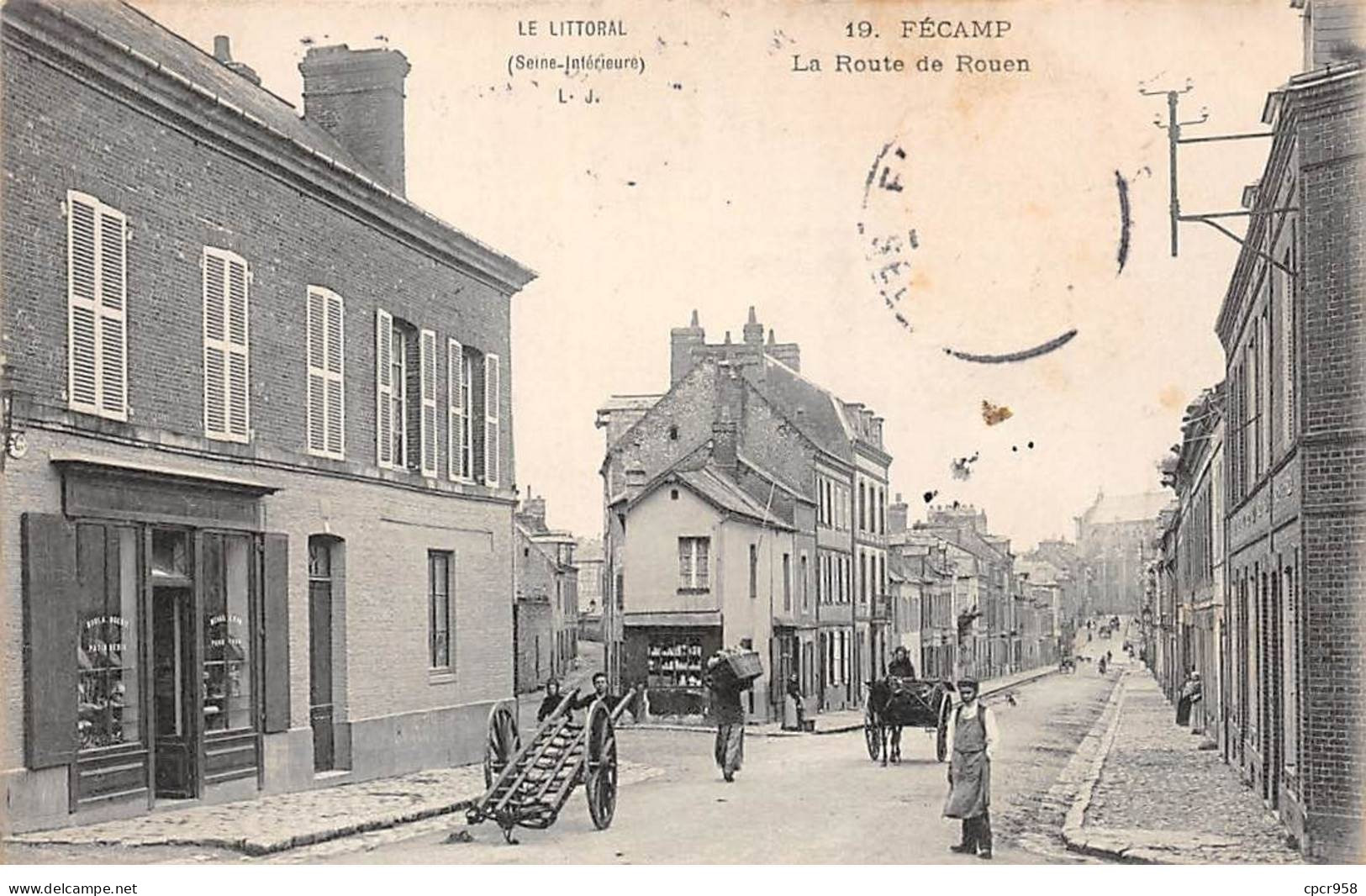 76 - FECAMP - SAN50725 - La Route De Rouen - Fécamp