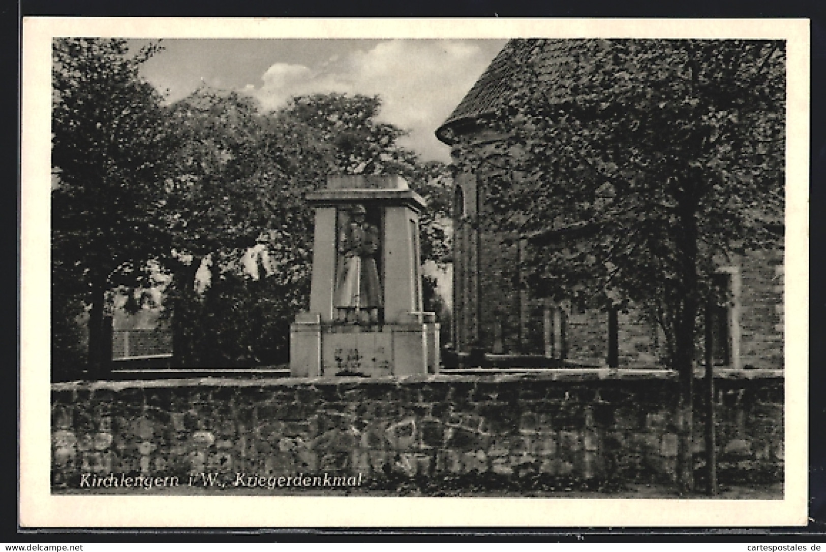 AK Kirchlengern I. W., Am Kriegerdenkmal  - Kirchlengern