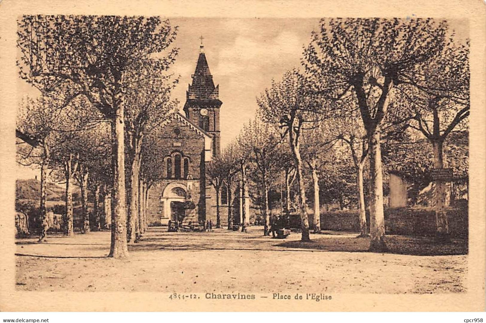 38 - CHARAVINES - SAN47376 - Place De L'Eglise - Charavines