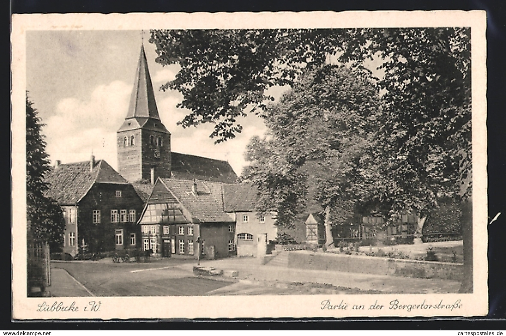 AK Lübbecke I. W., Bergertorstrasse, Blick Zur Kirche  - Luebbecke