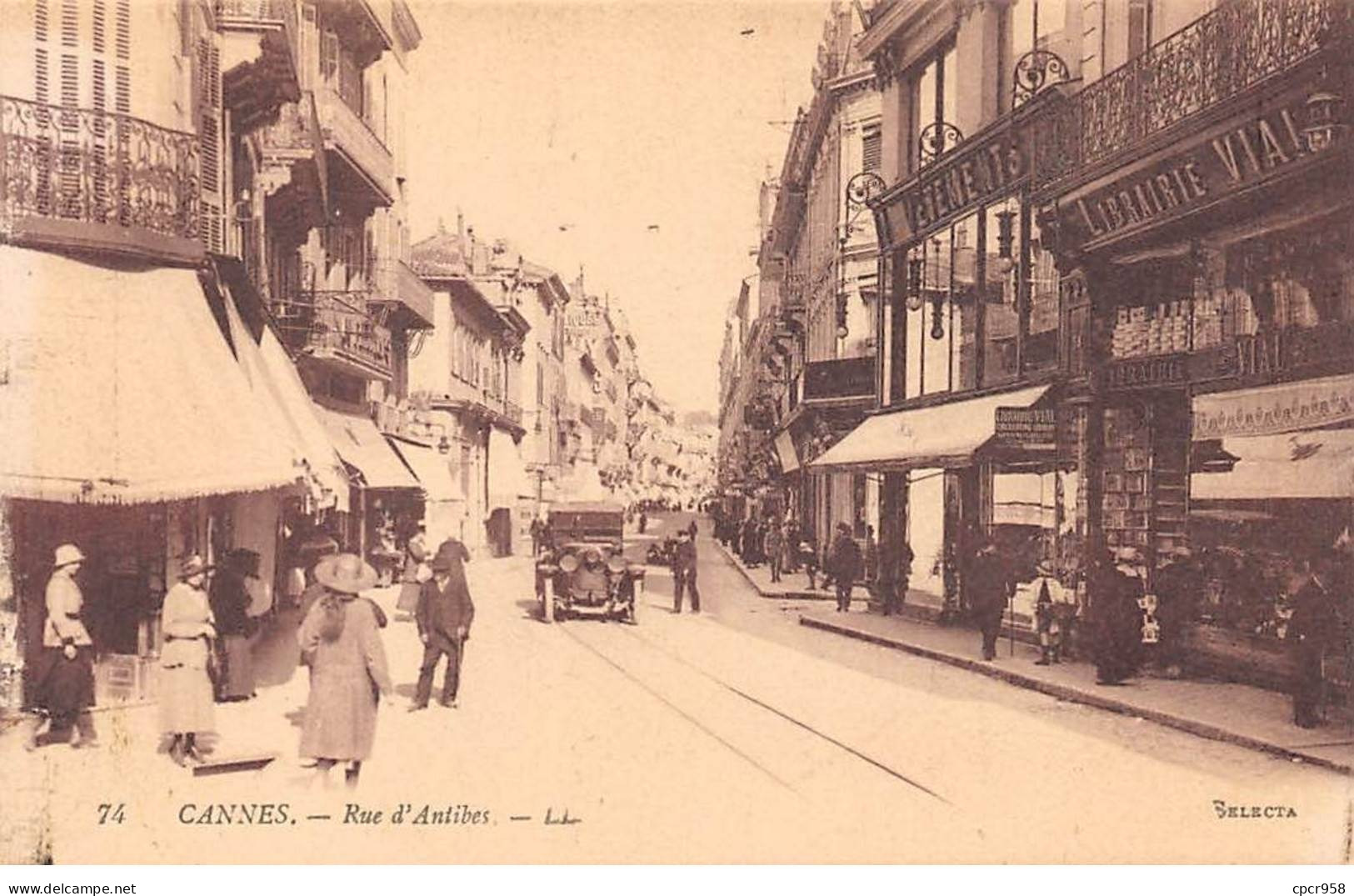 06 - CANNES - SAN56635 - La Gare - Autobus - Cannes