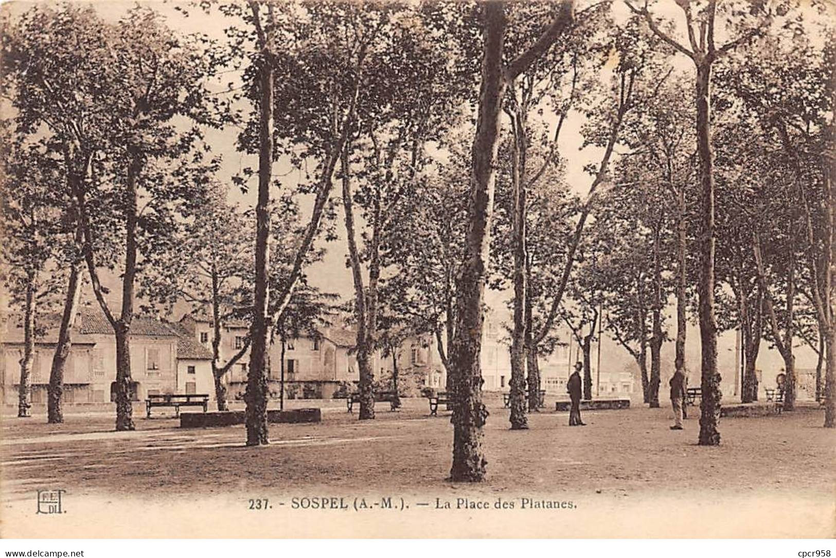 06 - SOSPEL - SAN56659 - La Place Des Platanes - Sospel