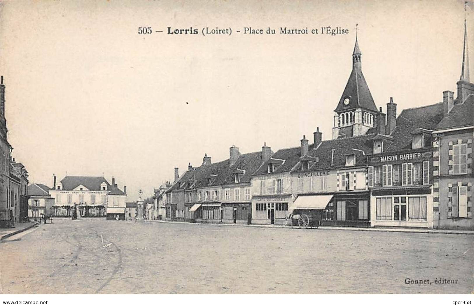 45 - LORRIS - SAN52815 - Place Du Martroi Et L'Eglise - Autres & Non Classés