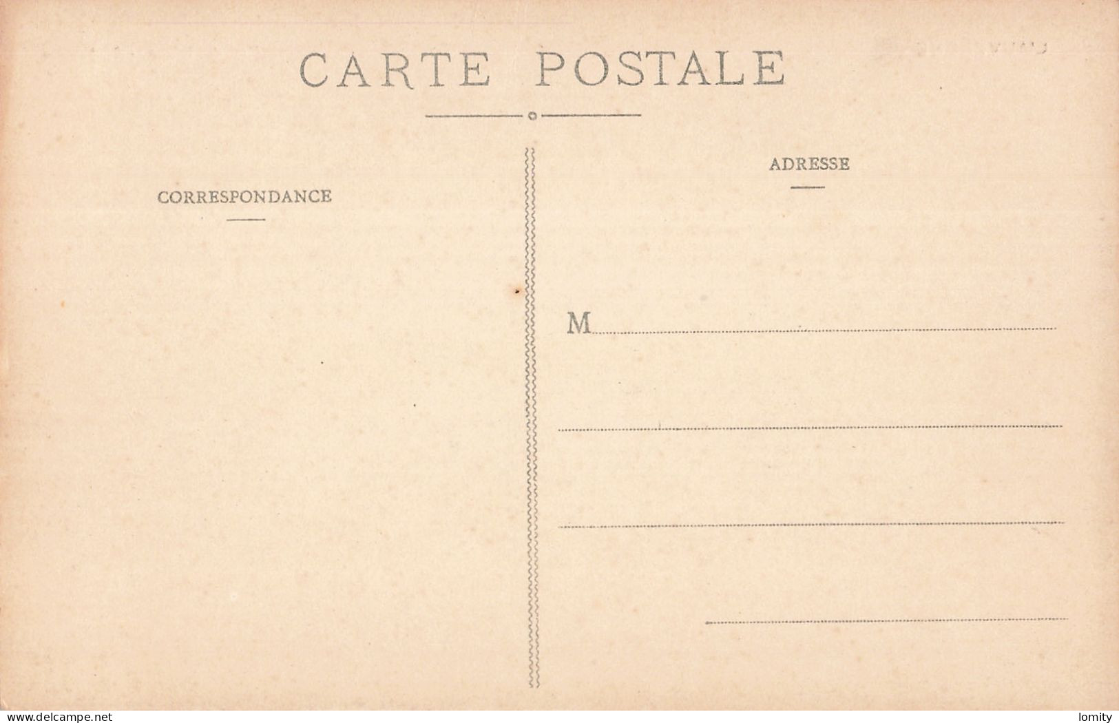 Destockage lot de 32 cartes postales CPA Auvergne Clermont Ferrand la Bourboule Royat Chatelguyon Mont Dore