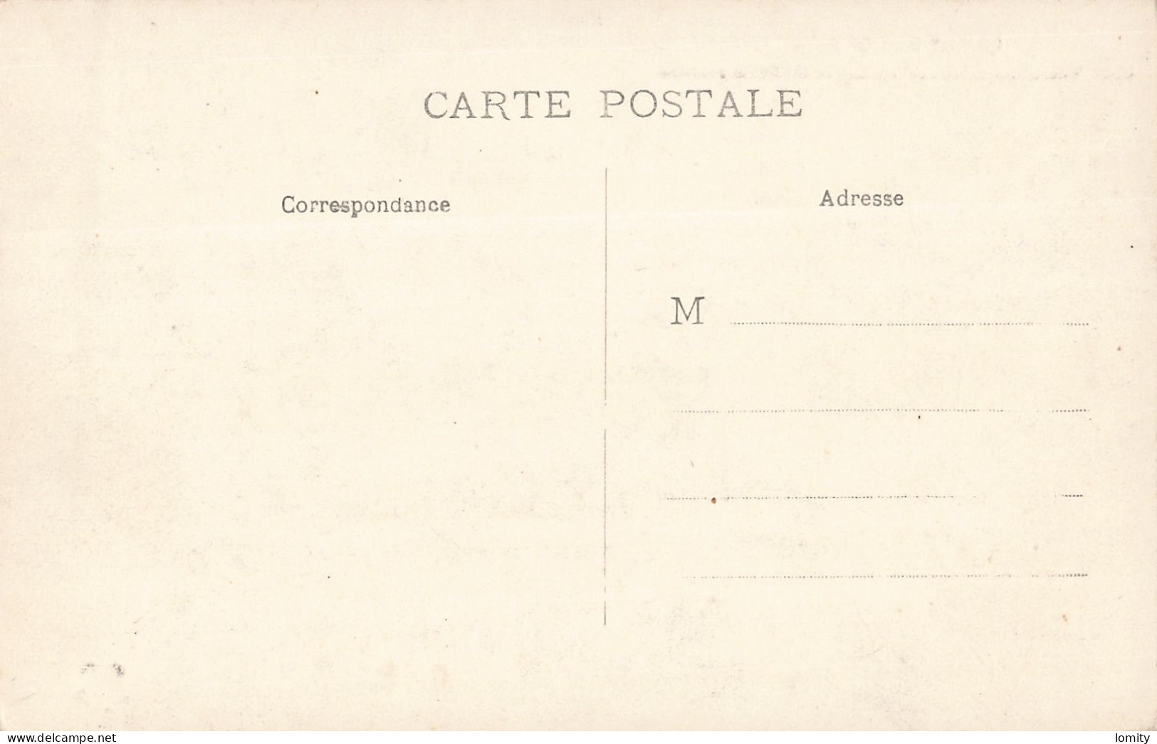 Destockage lot de 32 cartes postales CPA Auvergne Clermont Ferrand la Bourboule Royat Chatelguyon Mont Dore