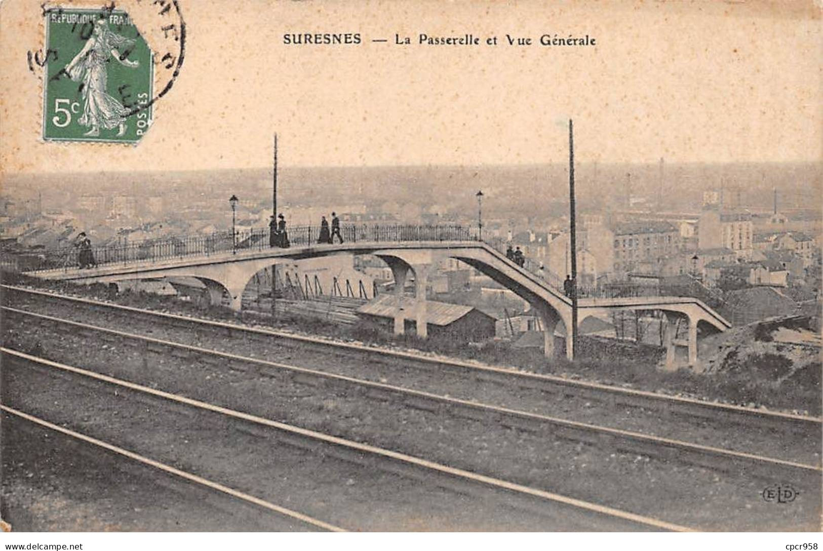 92 - SURESNES - SAN54861 - La Passerelle Et Vue Générale - Suresnes