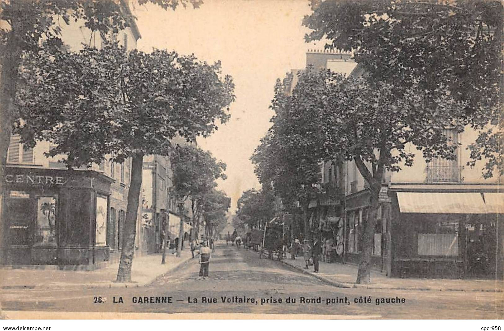 92 - LA GARENNE - SAN54873 - La Rue Voltaire, Prise Du Rond Point - Côté Gauche - La Garenne Colombes