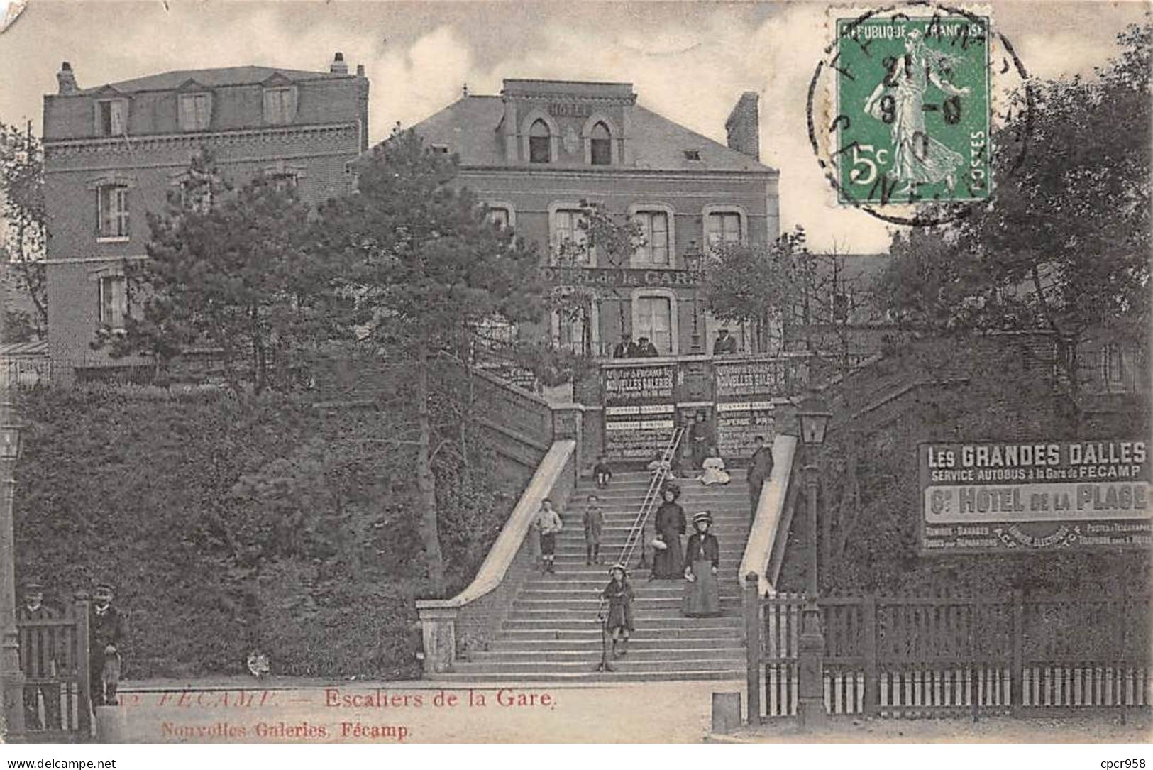 76 - FECAMP - SAN46748 - Escaliers De La Gare - Fécamp