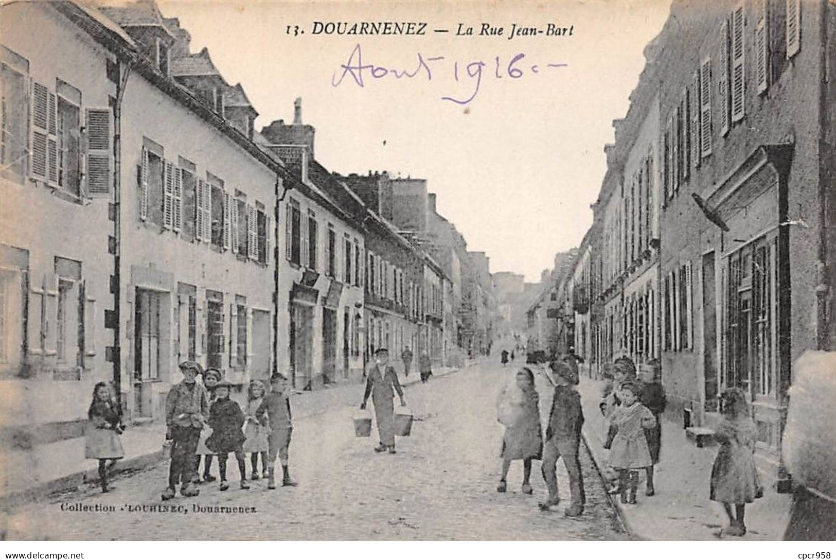 29 - DOUARNENEZ - SAN48796 - Le Rue Jean Bart - Douarnenez