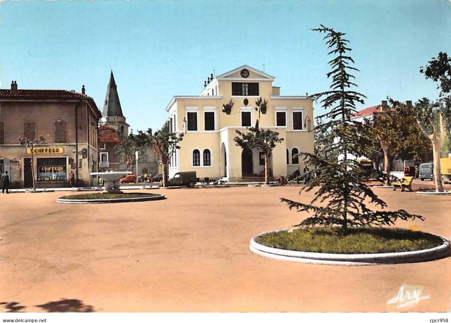 13 . N° Kri10211 . Berre .la Mairie   . N° . Edition Tardy. Cpsm 10X15 Cm . - Altri & Non Classificati