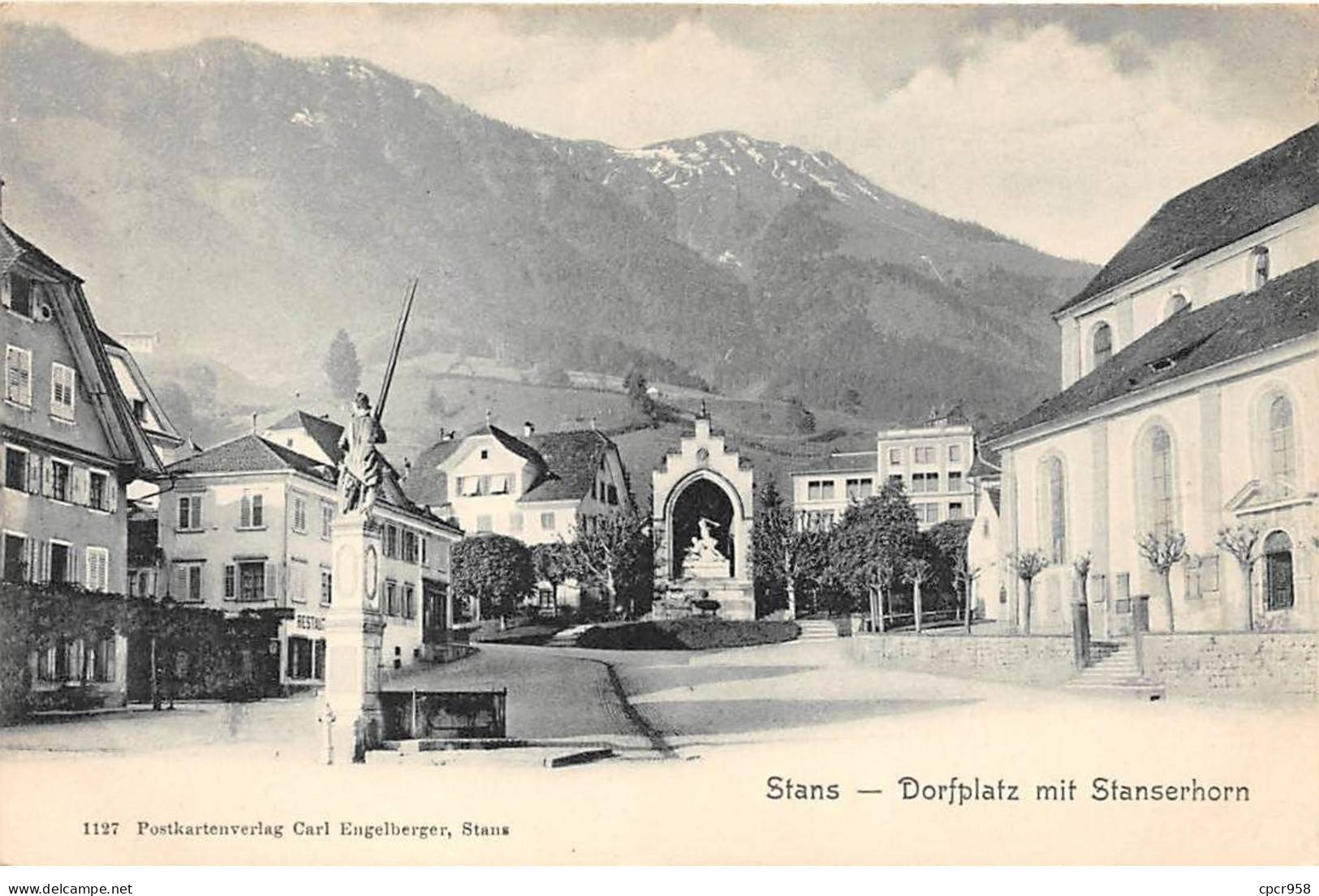 SUISSE - SAN49837 - Stans - Dorfplatz Mit Stanserhorn - Sonstige & Ohne Zuordnung